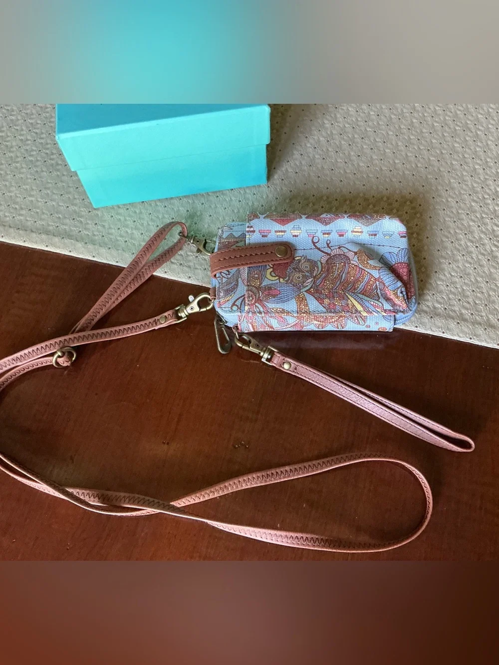 Sakroots Artist circle Sky Spirit Desert Smartphone Wristlet NWOT